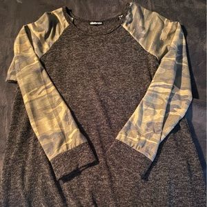 Sweatshirt style long sleeve